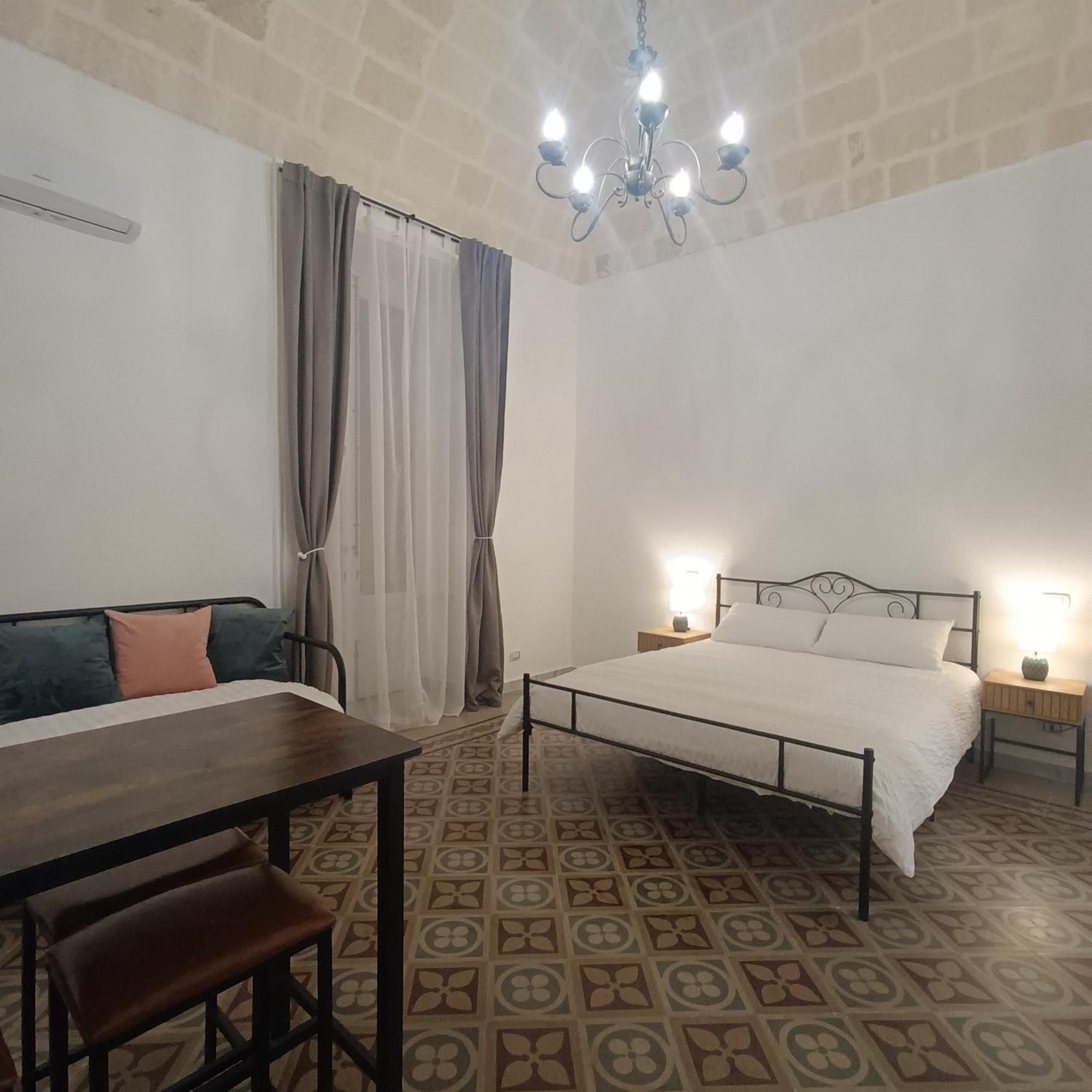 Dimora Tarantina Hotel Taranto Exterior photo