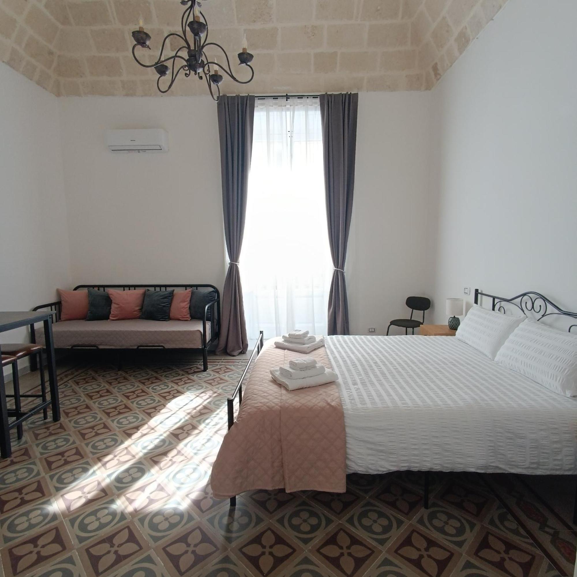 Dimora Tarantina Hotel Taranto Exterior photo
